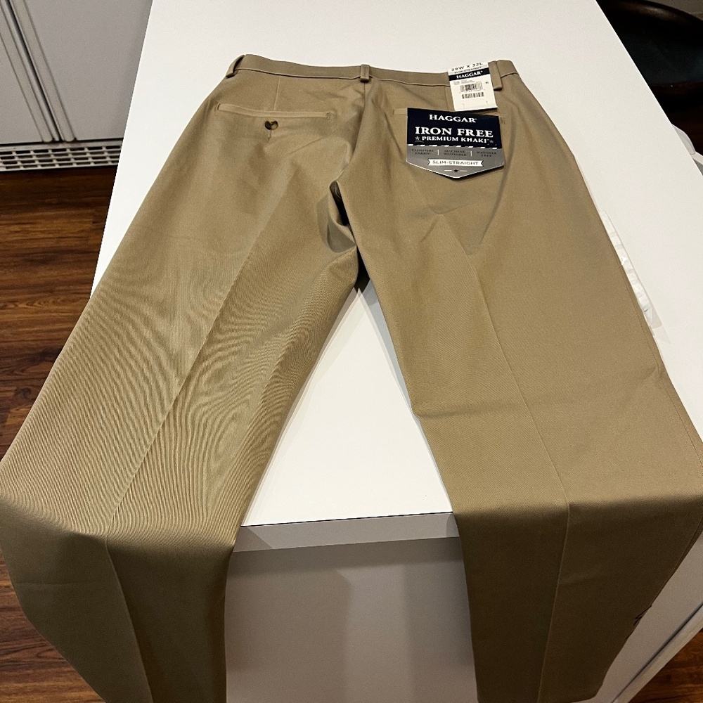 Haggar iron free men’s dress pant NEW